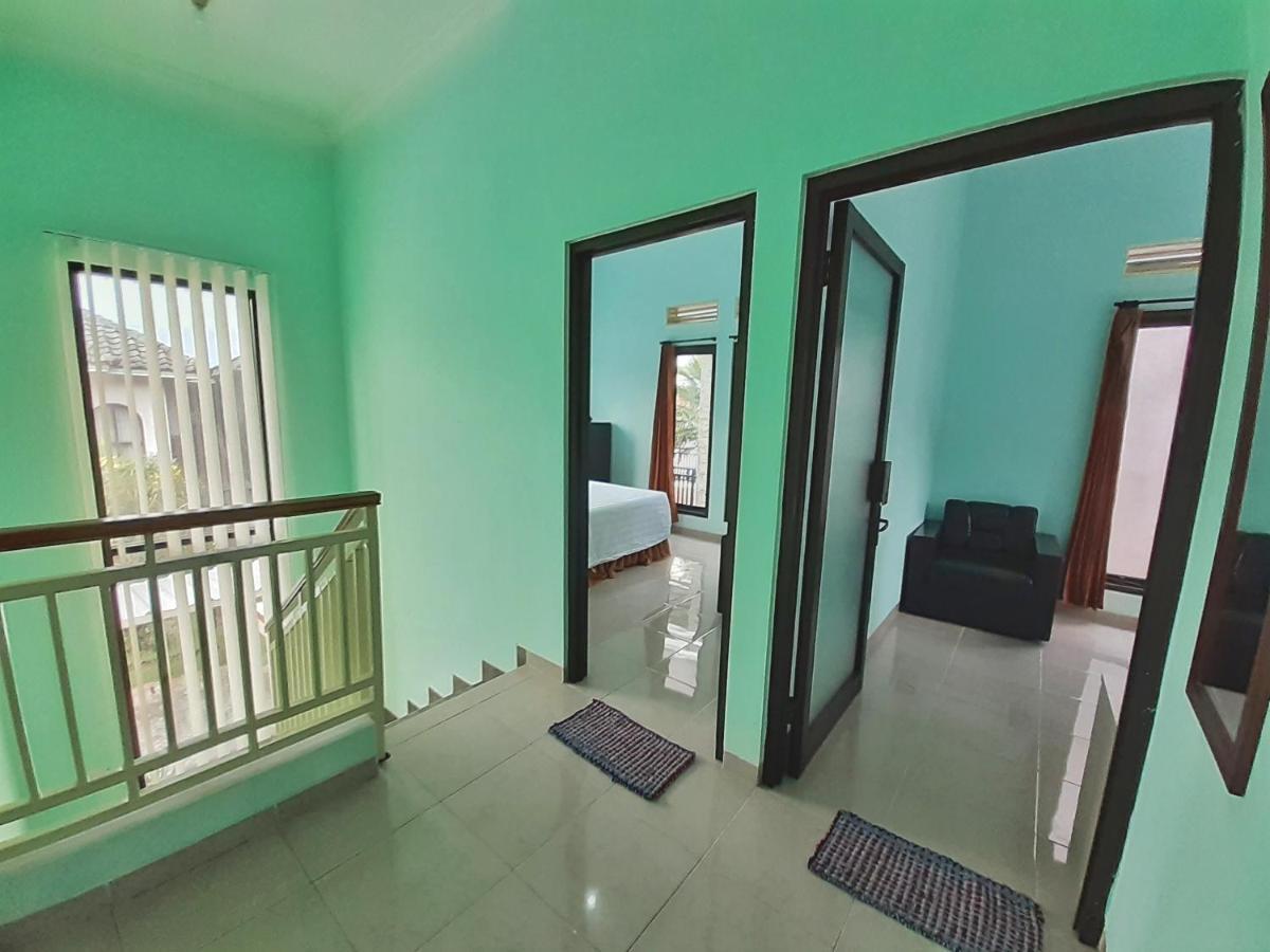 Villa 3 Bedroom Edelweis No. 7 Near Museum Angkut Бату Экстерьер фото