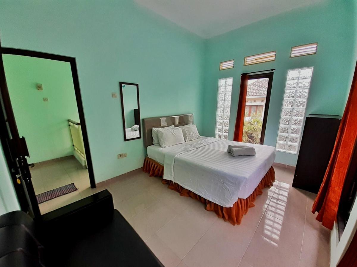 Villa 3 Bedroom Edelweis No. 7 Near Museum Angkut Бату Экстерьер фото